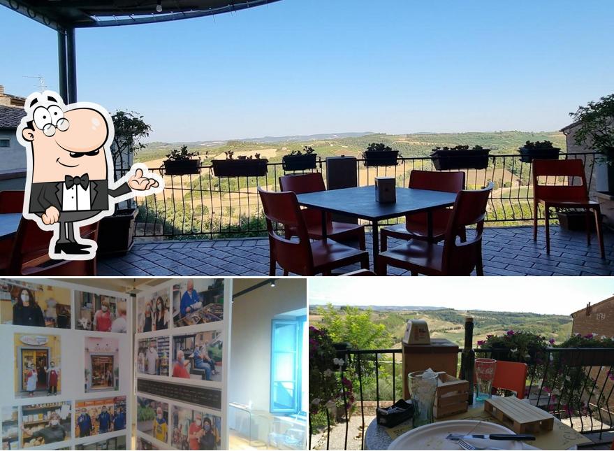 Siediti a un tavolo di Bar La Terrazza