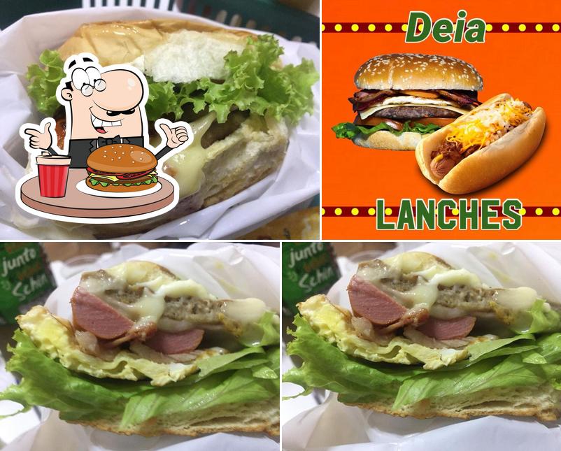 Peça um hambúrguer no Deia Lanches
