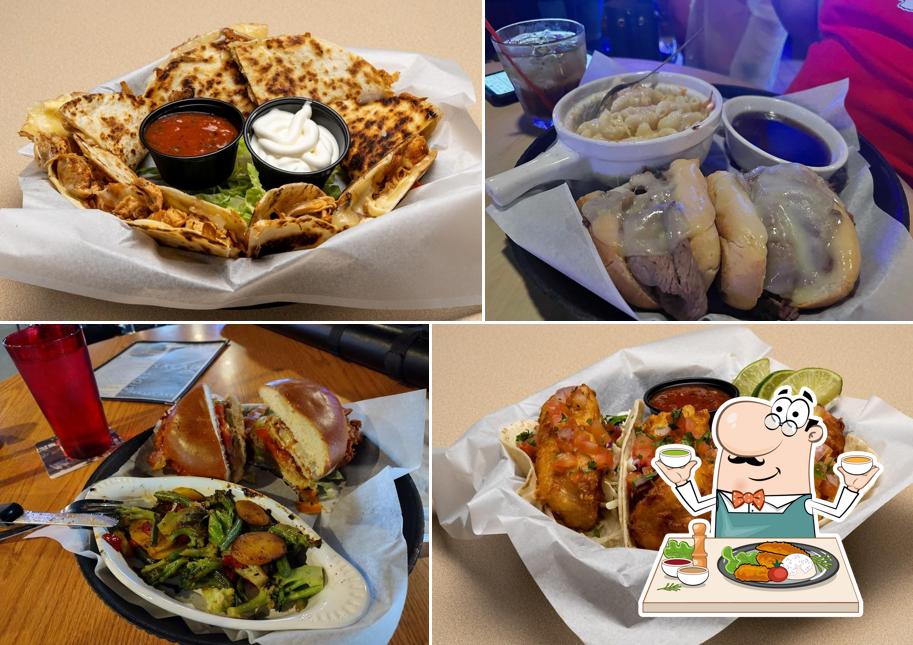 Dirty Bird Bar & Grill in Raytown - Restaurant menu and reviews