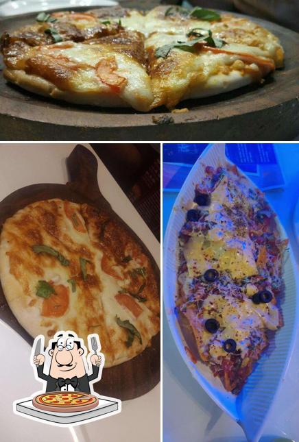 Pick pizza at Heaven's