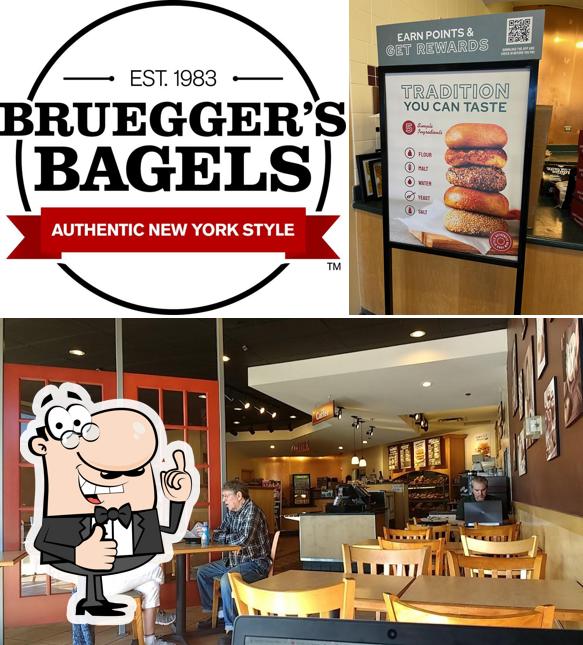 Look at the image of Bruegger's Bagels