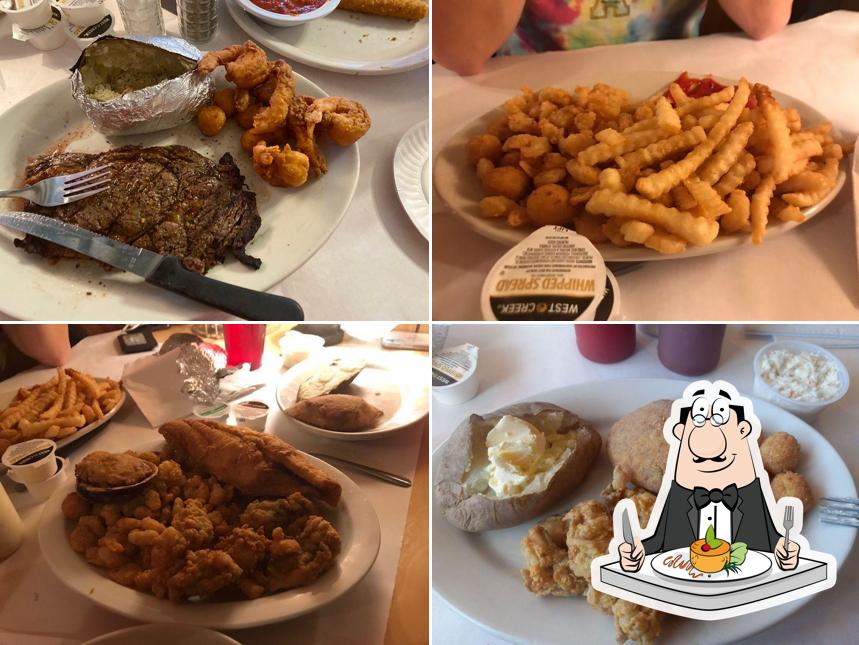 Coach House Seafood & Steak in Black Mountain Restaurant menu and reviews