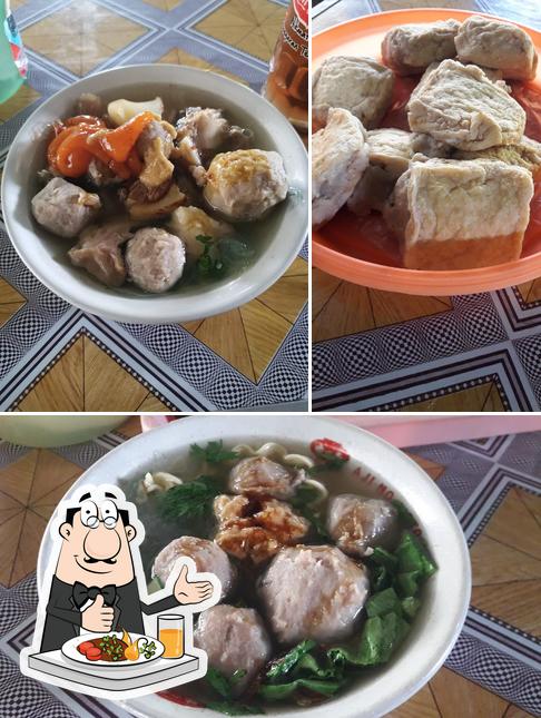 Bakso Tetelan Dan Mie Ayam Pak Gun Restaurant Kudus Restaurant Reviews