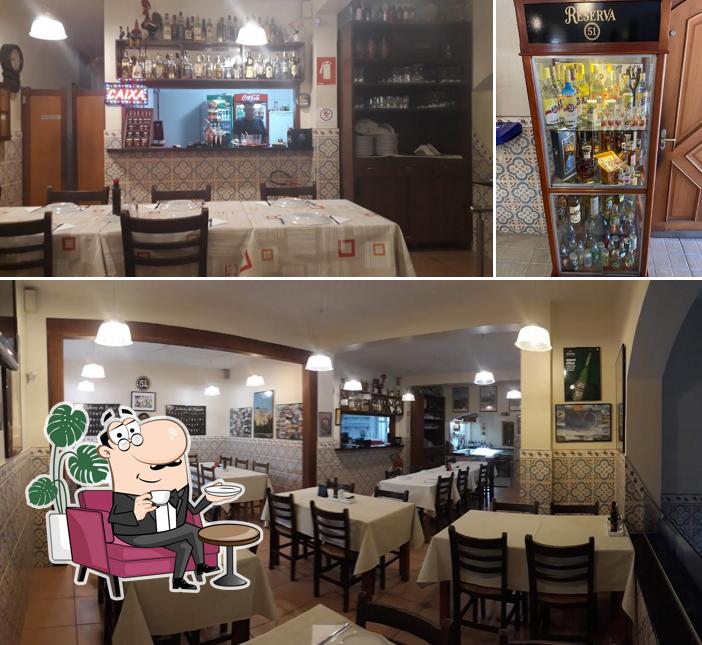 O interior do Restaurante Brasinha - Família Simões