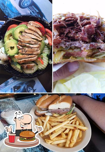 Prueba una hamburguesa en Pit Stop Diner