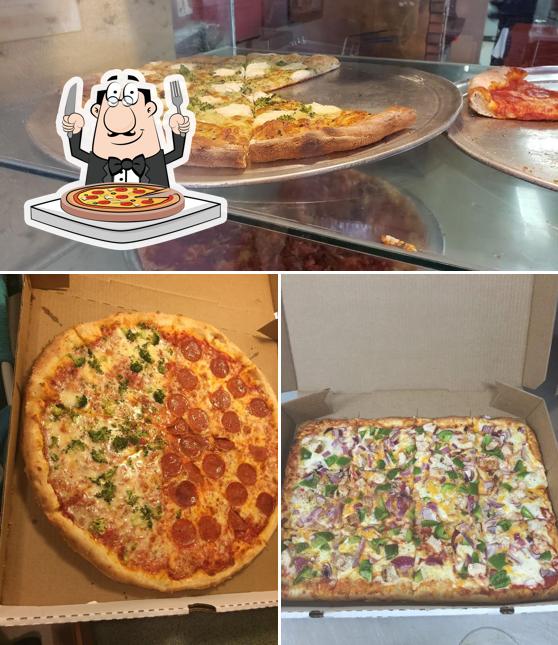 Paulie's Pizza of Schenectady in Schenectady - Restaurant menu and reviews