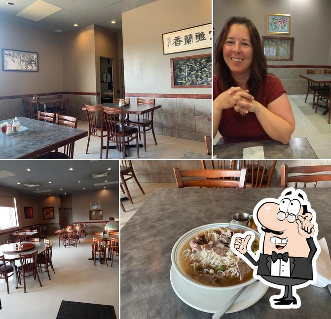 Spicy Peppercorn Chinese & Vietnamese Restaurant, 3590 6 Ave E in