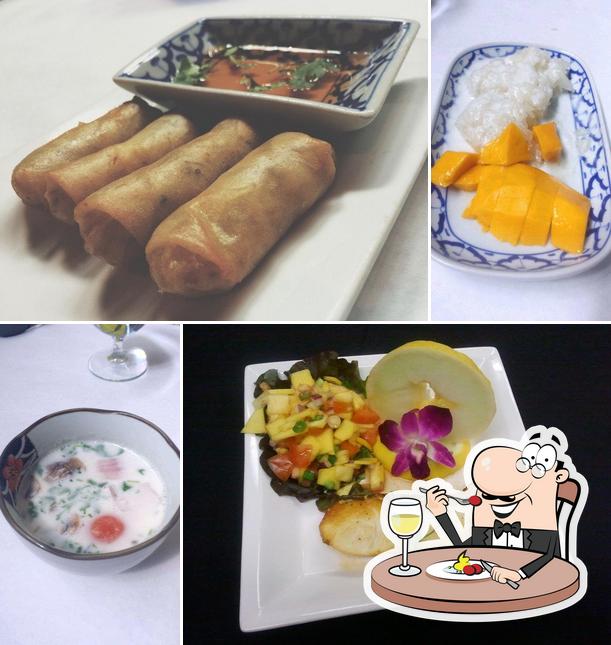 Blue Orchid Thai Restaurant in Lincoln Restaurant reviews