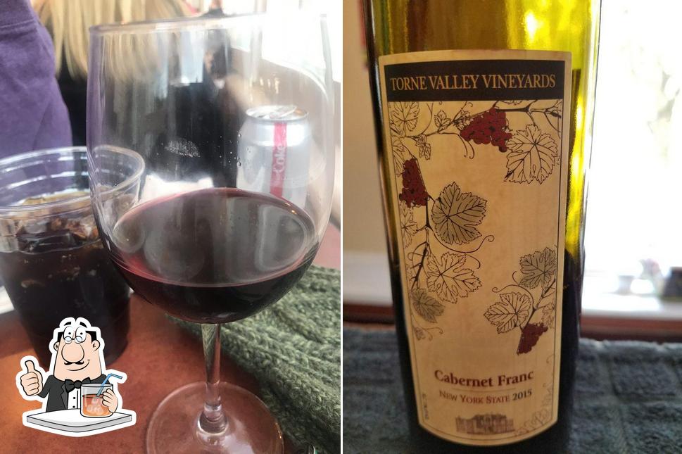 Torne Valley Vineyards in Hillburn Restaurant menu and reviews