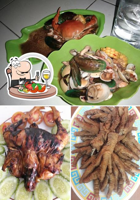 Rumah Makan Fajar Seafood Chinese food restaurant, Cimahi - Restaurant reviews