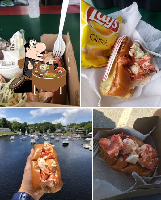 Footbridge Lobster in Ogunquit Restaurant menu and reviews