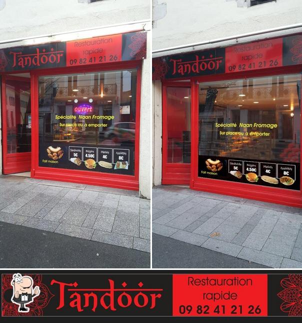 Look at the pic of Le Tandoor