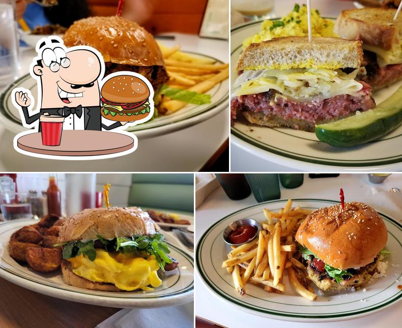 Top 7 restaurants with pastrami sandwiches in San Antonio, september