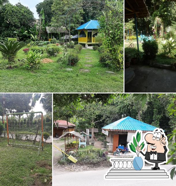 Check out how Kebun Duku Restaurant looks outside