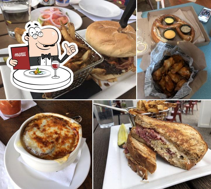 Find the best place to eat in East Aurora, autumn 2024 Restaurant Guru