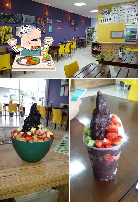 Entre diferentes coisas, comida e interior podem ser encontrados no Vale do Açaí