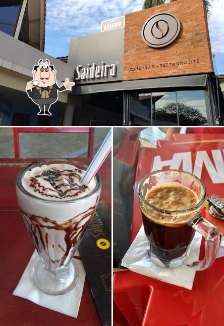 Saideira Café Bar fornece um número de bebidas