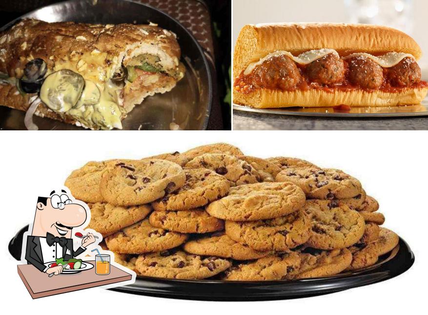 Meals at Subway Paldi