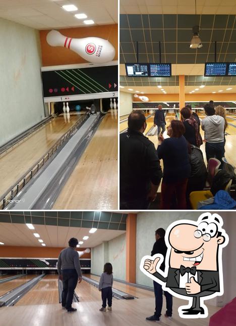 Guarda questa foto di Bowling Green Pad