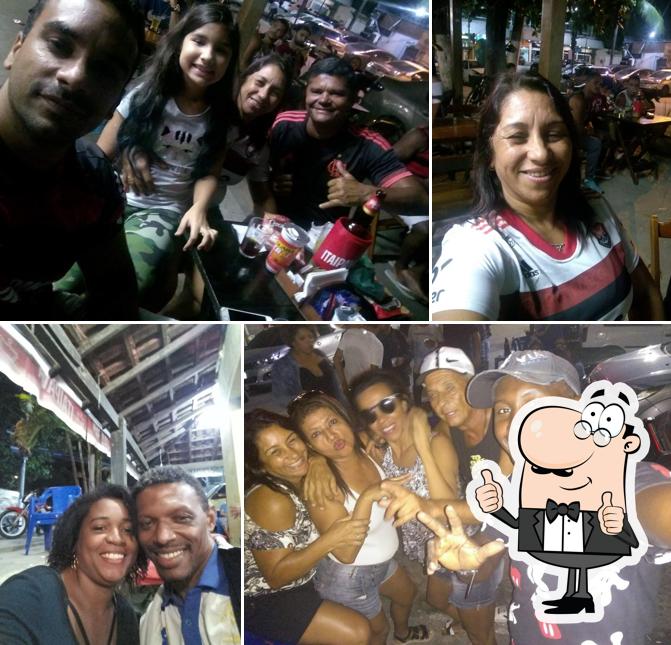 Look at this photo of Quintal do Caranguejo Pendotiba Luana Ricardo