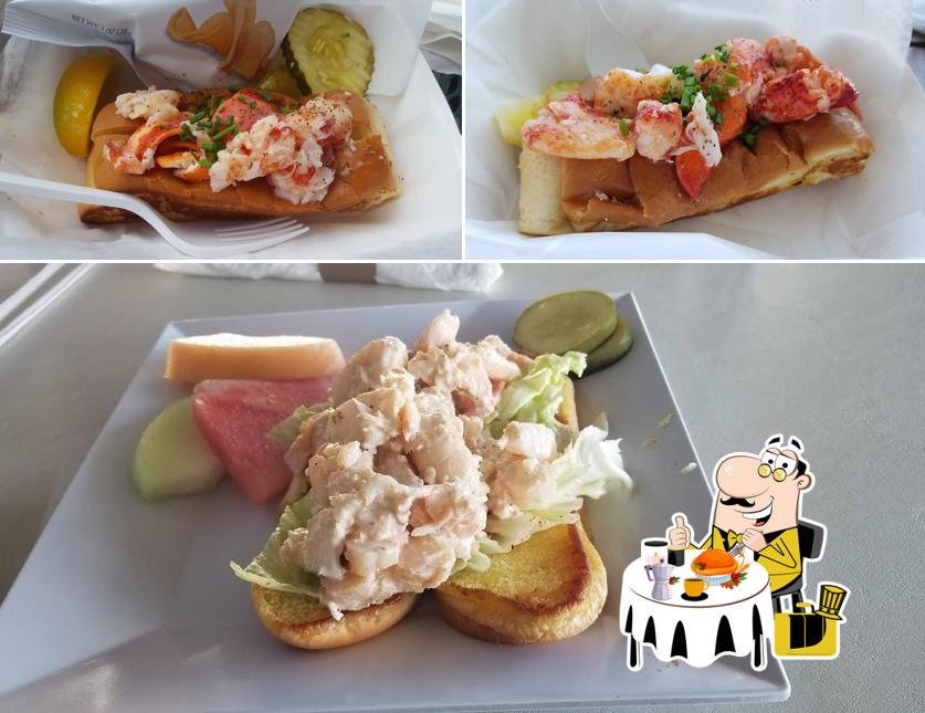 Quincy's Original Lobster Rolls, 709 Beach Ave in Cape May Fast food