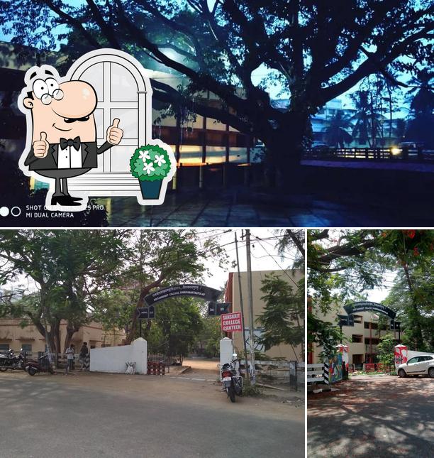 The exterior of Sanskrit College Canteen