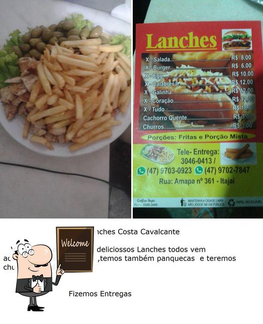 Look at this pic of Família Lanches Costa Cavalcante