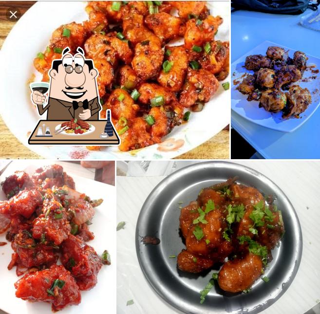 Try out meat meals at Himalayan Momos and Fast Food