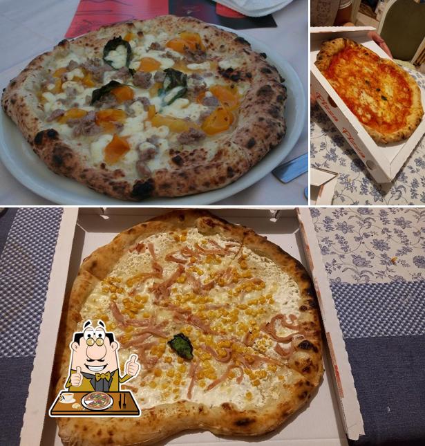 Choisissez des pizzas à Pizzeria Girarrosto Stai Senza Penzier