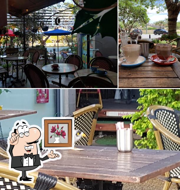 Le Jardin Cafe Restaurant, 13 Tedder Ave in Main Beach - Restaurant