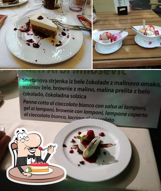 Kavarna in restavracija Pecivo sert un nombre de plats sucrés