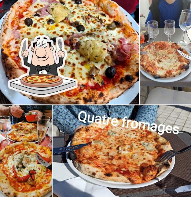 A La Riviera, vous pouvez prendre des pizzas