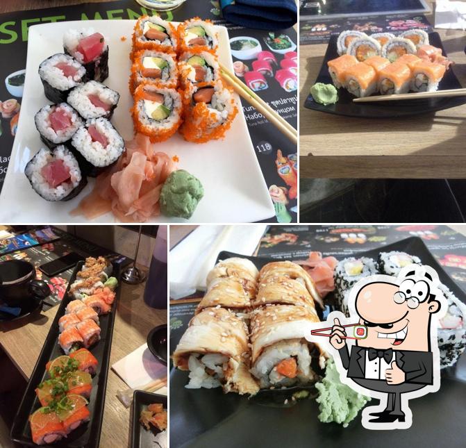 Pide uno de sus diferentes tipos de sushi