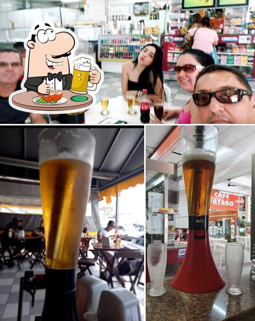 Você pode tomar um copo de cerveja leve ou escura