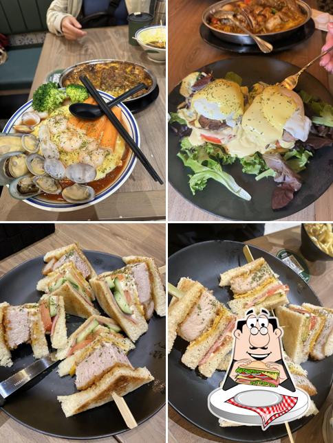 Club sandwichs à Good Catch Cafe (Fairview Mall)