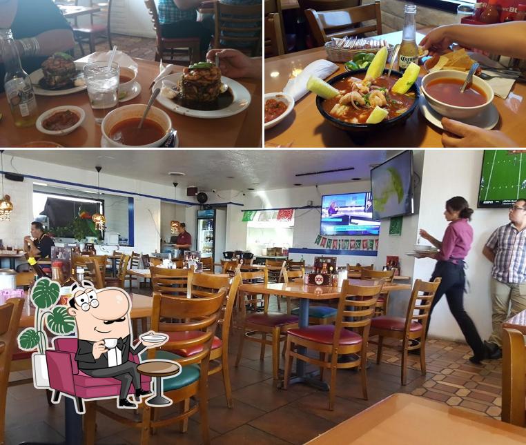 Among various things one can find interior and food at Delicias Del Mar