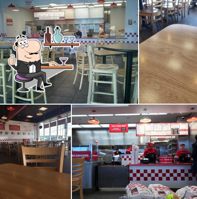 Five Guys in Kingsport Restaurant menu and reviews