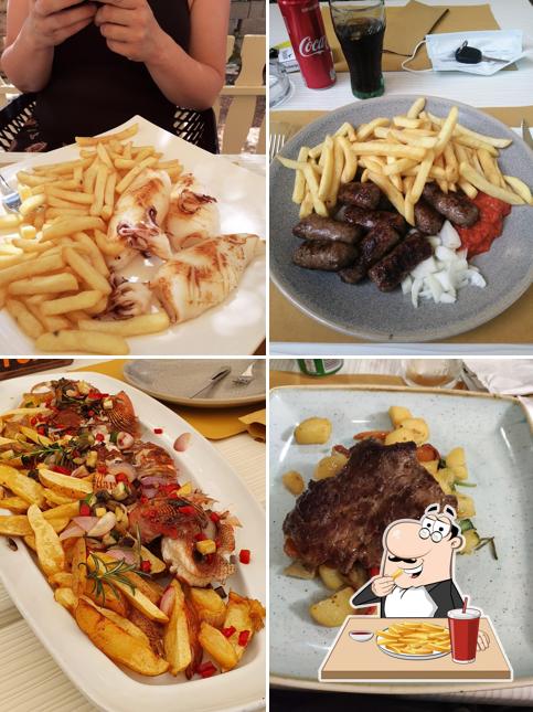 Prova a prendere le patatine fritte a PIZZERIA KAOS