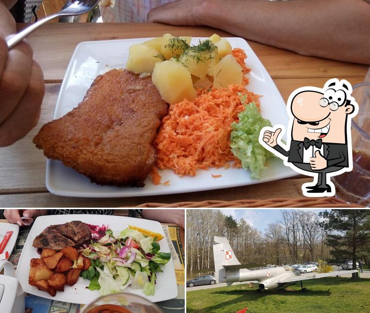 RESTAURACJA POSTERUNEK 77- domowe obiady, dobre jedzenie restaurant