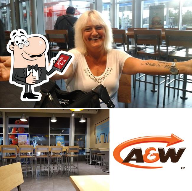 Voir cette image de A&W Canada