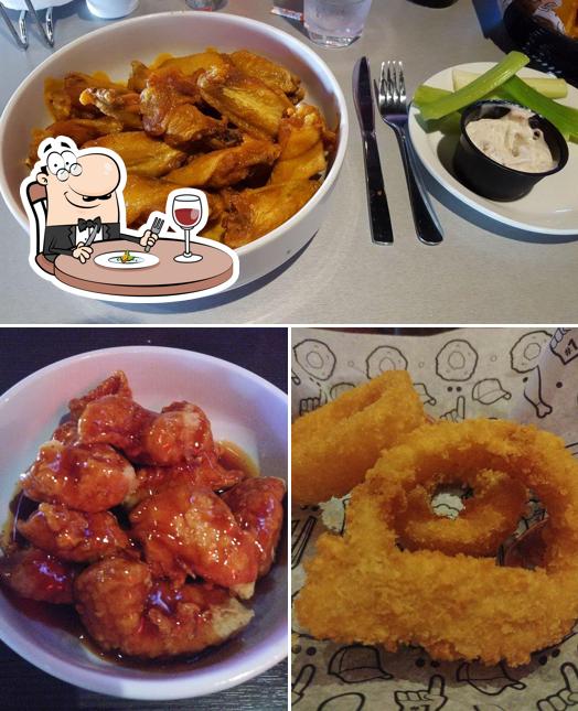 Wings and Rings, 8661 Columbus Pike in Lewis Center Restaurant menu and reviews