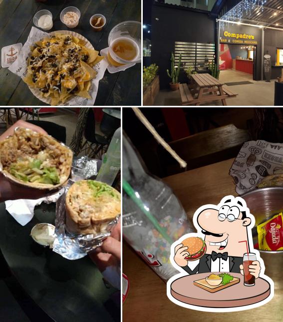 Consiga um hambúrguer no Compadre`s Mexican Bar - Comida Mexicana Kobrasol