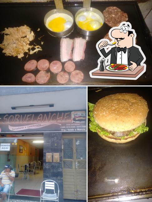 A imagem do Sorvelanche’s comida e interior