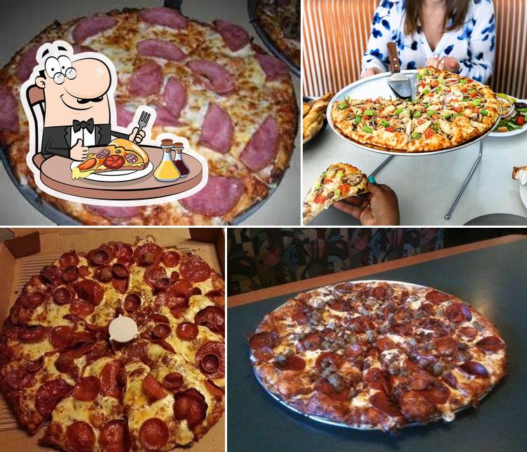 Round Table Pizza, 16444 Boones Ferry Rd in Lake Oswego Restaurant menu and reviews