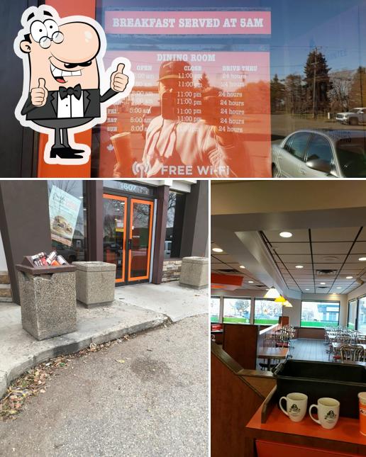 Voici une photo de A&W Canada