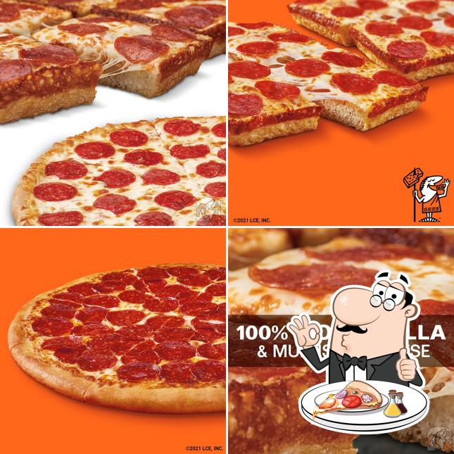 Отведайте пиццу в "Little Caesars Pizza"