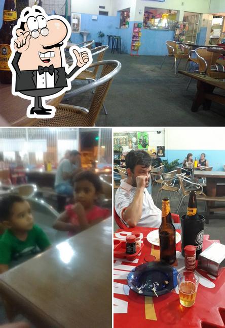 O interior do Jerfin Lanches