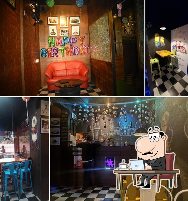 Check out how Cafe Hash Tag looks inside