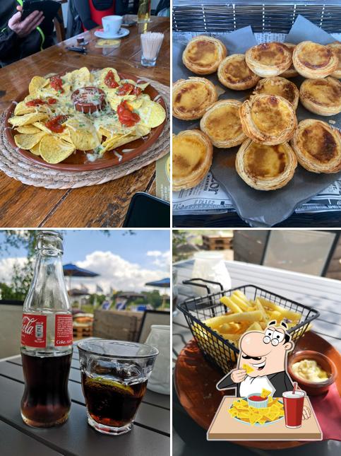 Nachos à Bifana Restaurante e Esplanada