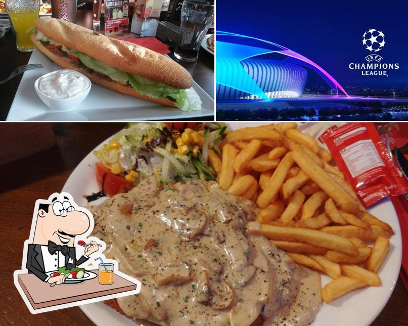 Mira las fotos que muestran comida y exterior en Alexander’s Restaurant-Bar-Lounge
